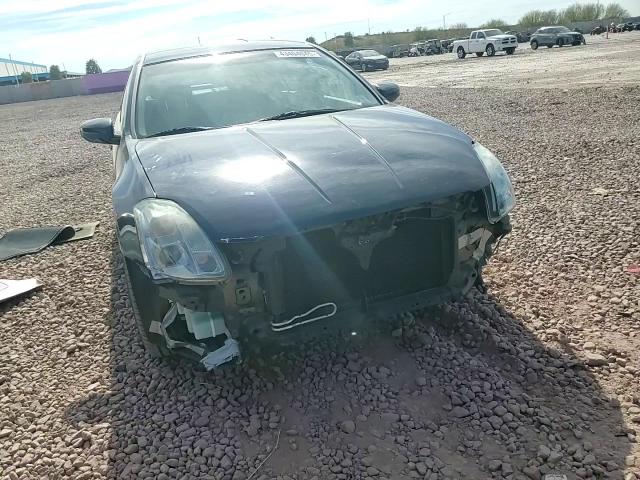 2005 Nissan Maxima - Image 11