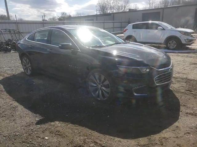 2017 Chevrolet Malibu - Image 10