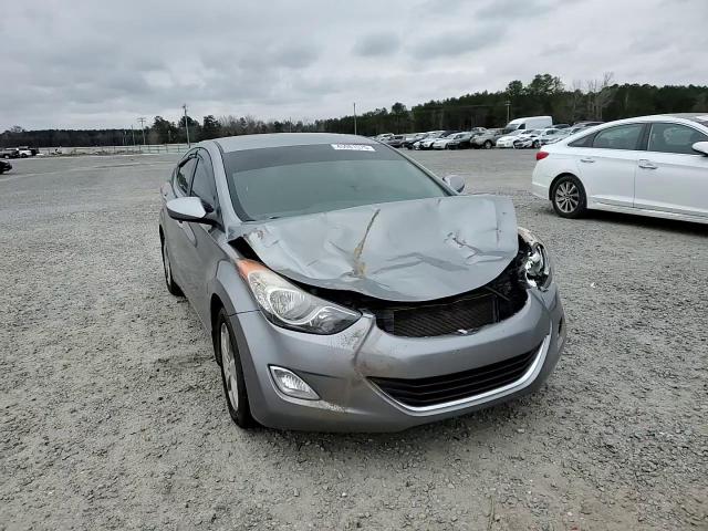 2013 Hyundai Elantra - Image 10