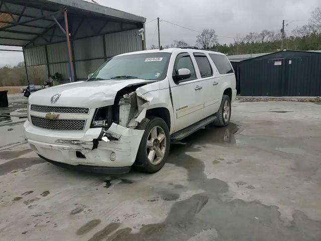2011 Chevrolet Suburban - Image 12