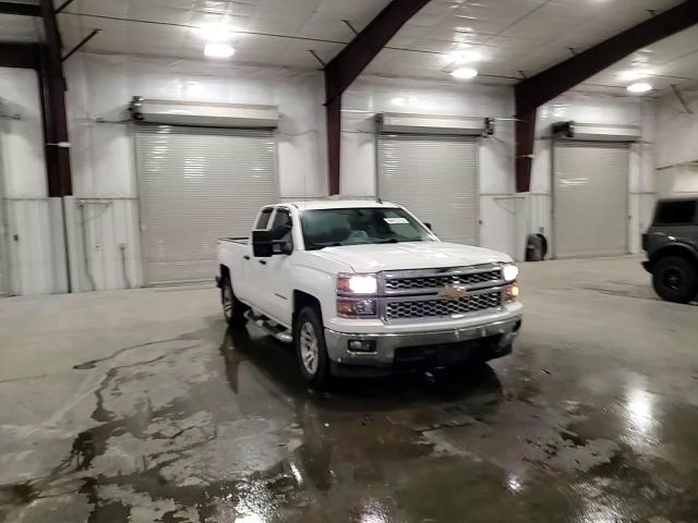 2014 Chevrolet Silverado - Image 10