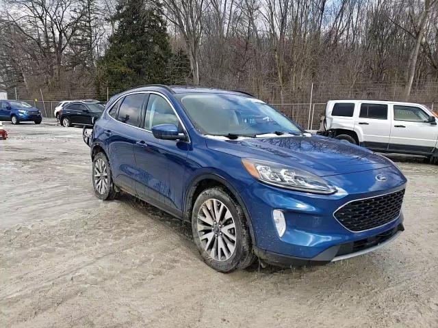 2022 Ford Escape - Image 12