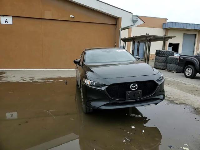 2021 Mazda 3 - Image 10