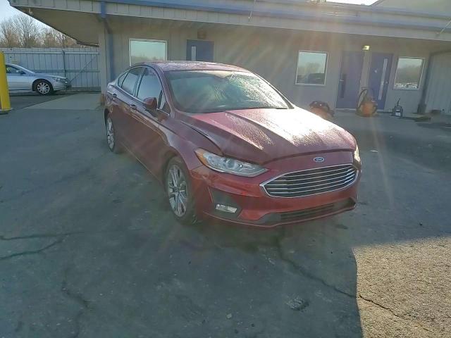 2019 Ford Fusion - Image 13
