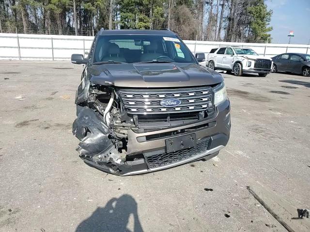 2016 Ford Explorer - Image 11