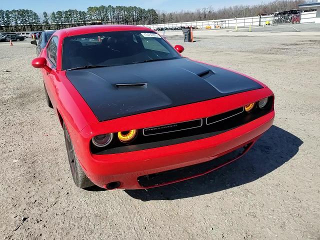 2016 Dodge Challenger - Image 11