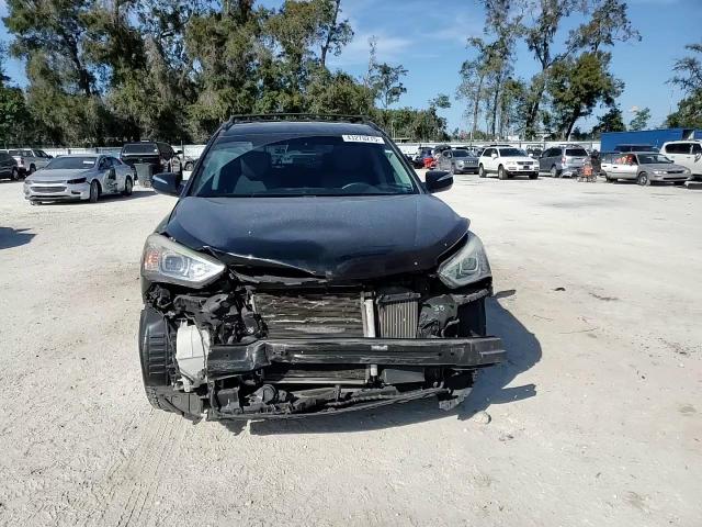 2016 Hyundai Santa Fe - Image 11