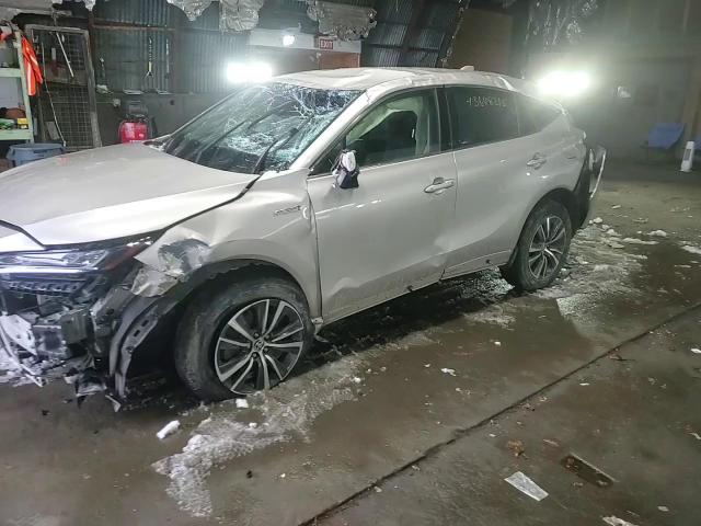 2021 Toyota Venza - Image 10