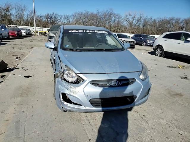 2013 Hyundai Accent - Image 10