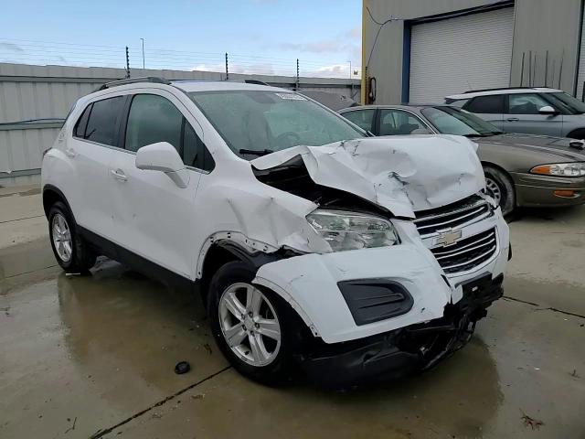 2016 Chevrolet Trax - Image 13