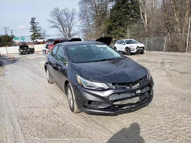 2016 Chevrolet Cruze - Image 11