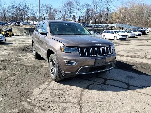 2019 Jeep Grand Cherokee - Image 12