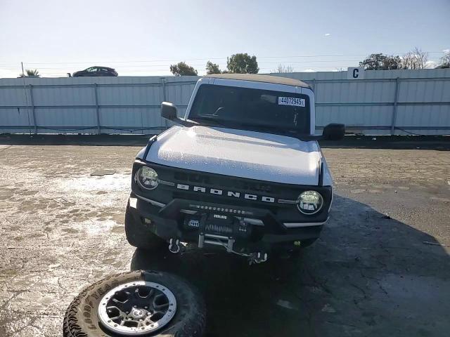 2023 Ford Bronco - Image 10