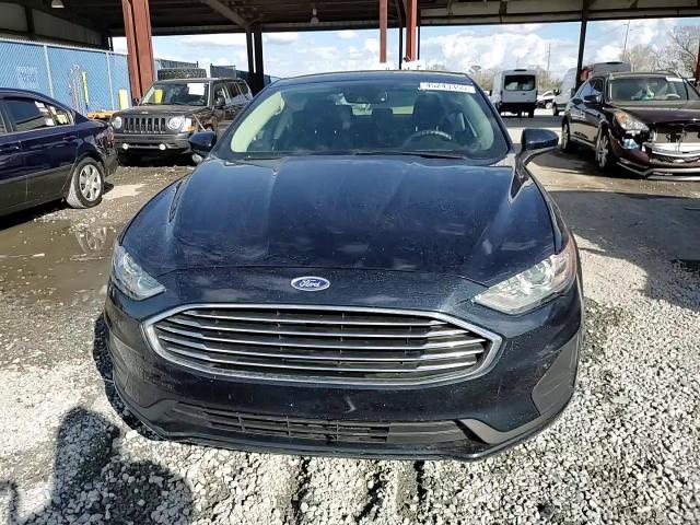 2020 Ford Fusion - Image 13