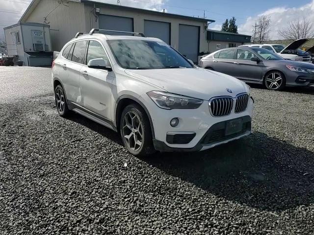 2016 BMW X1 - Image 12