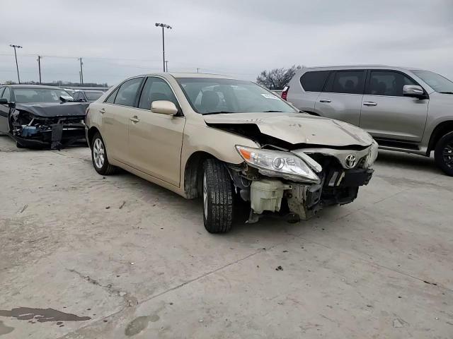 2011 Toyota Camry - Image 11