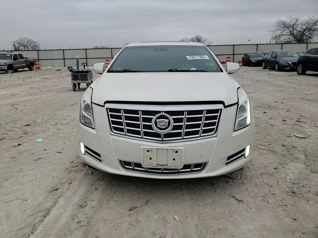 2015 Cadillac XTS - Image 11