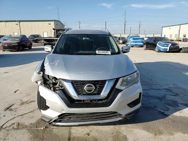 2018 Nissan Rogue - Image 14