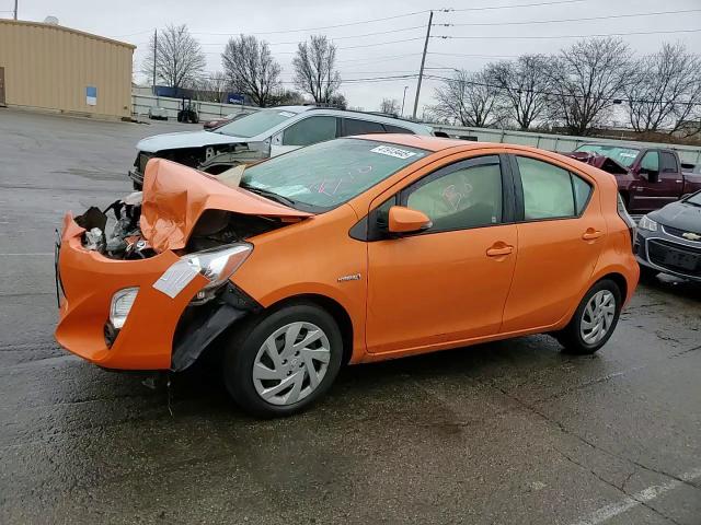 2015 Toyota Prius - Image 10