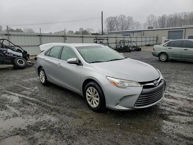 2017 Toyota Camry - Image 10