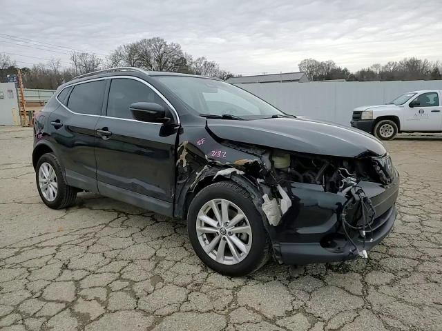 2019 Nissan Rogue - Image 11