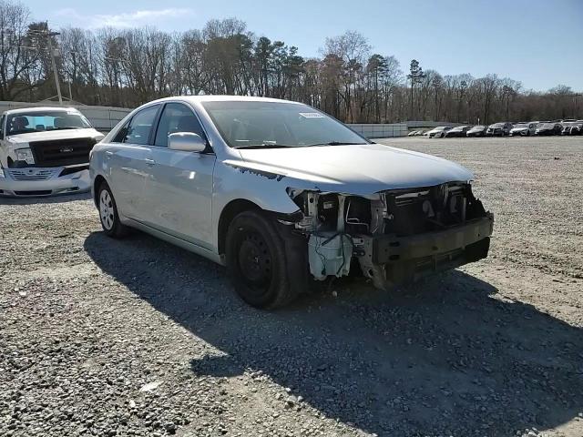 2009 Toyota Camry - Image 10