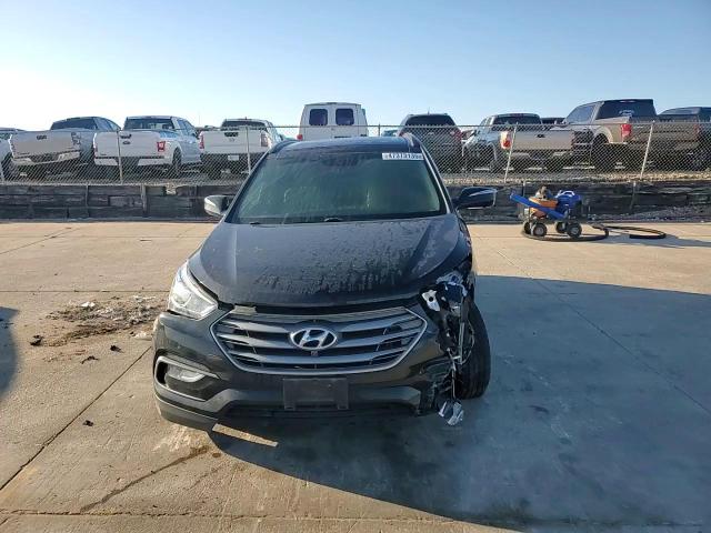 2017 Hyundai Santa Fe - Image 11