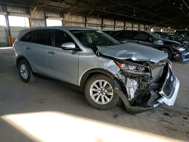 2019 Kia Sorento - Image 12