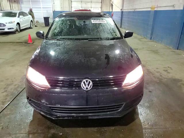 2014 Volkswagen Jetta - Image 13