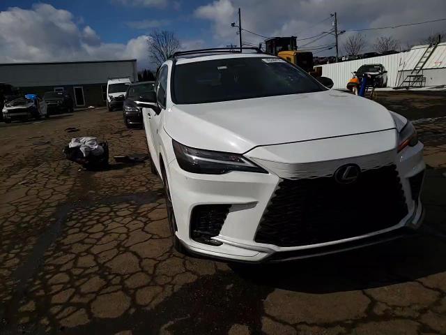 2023 Lexus RX - Image 12