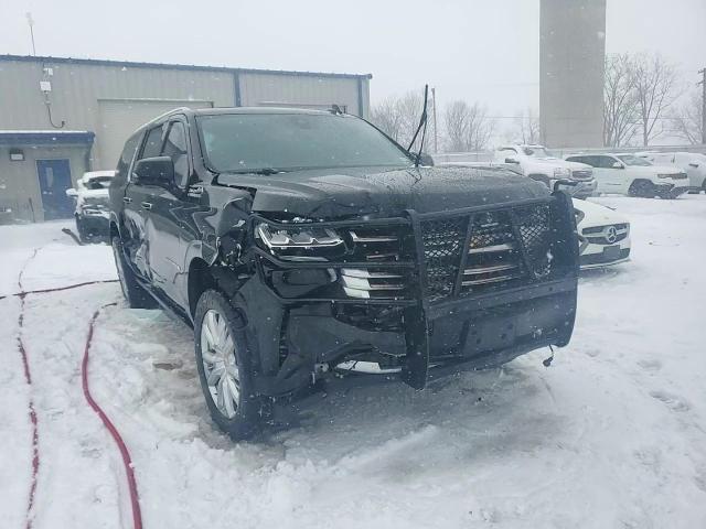 2021 Chevrolet Suburban - Image 14