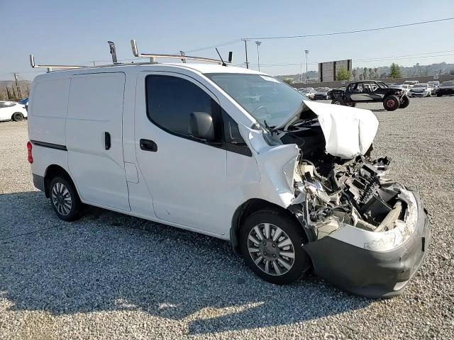 2017 Nissan NV - Image 12
