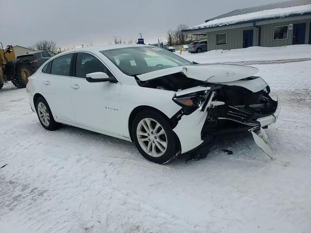 2017 Chevrolet Malibu - Image 13