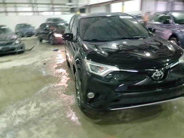 2018 Toyota RAV 4 - Image 15