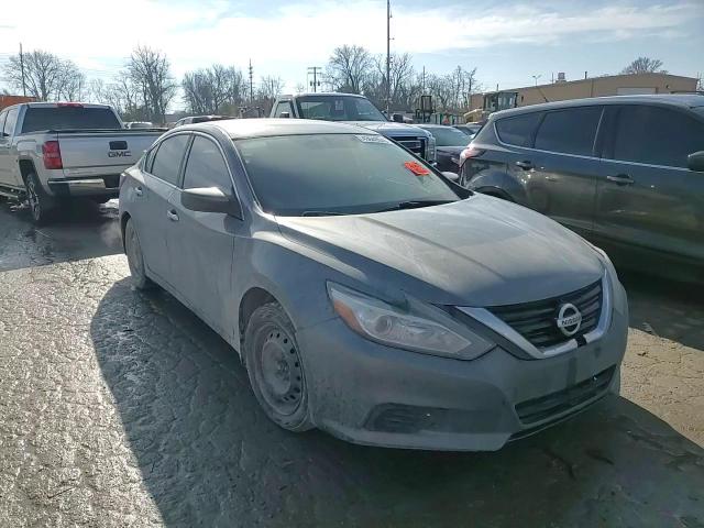 2018 Nissan Altima - Image 11