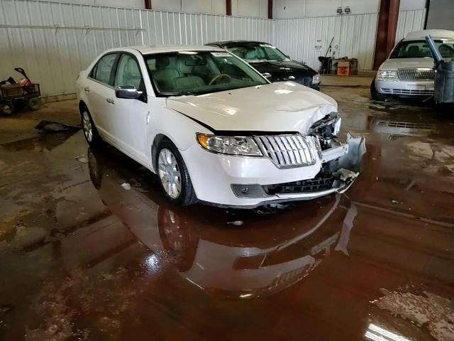 2012 Lincoln MKZ - Image 13