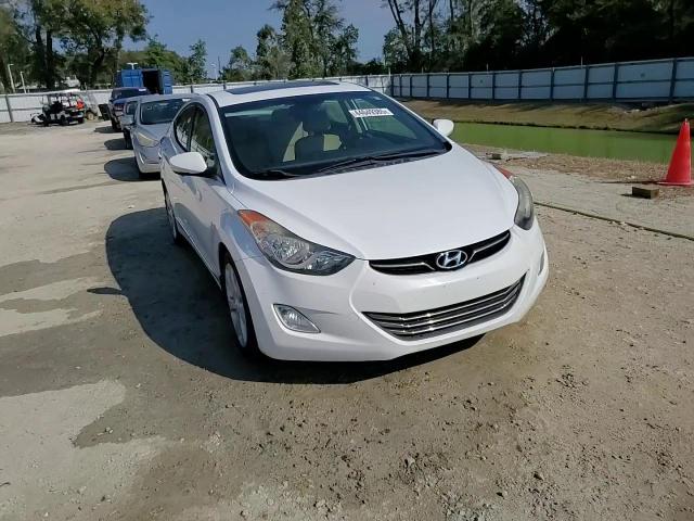 2013 Hyundai Elantra - Image 13