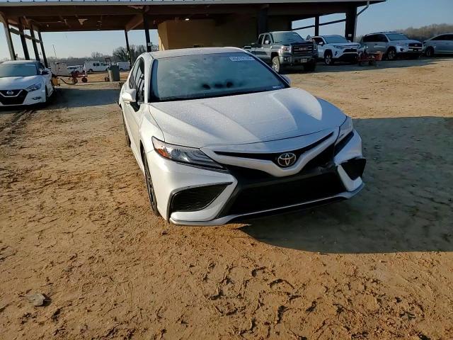 2022 Toyota Camry - Image 11