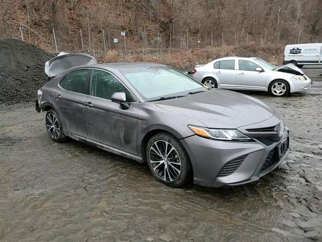 2018 Toyota Camry - Image 11