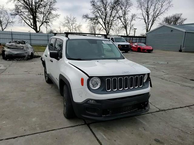 2015 Jeep Renegade - Image 11