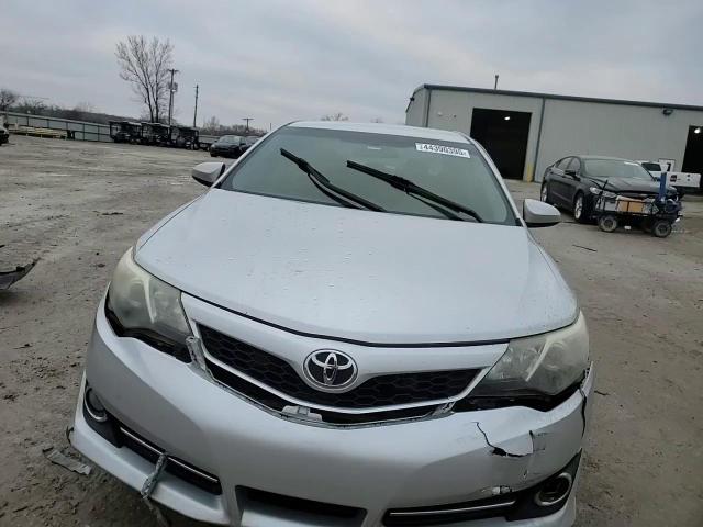 2014 Toyota Camry - Image 11