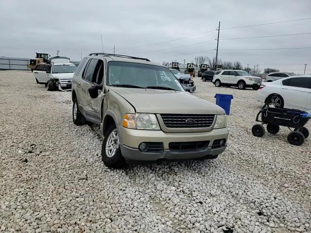 2002 Ford Explorer - Image 12