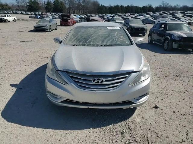 2011 Hyundai Sonata - Image 11