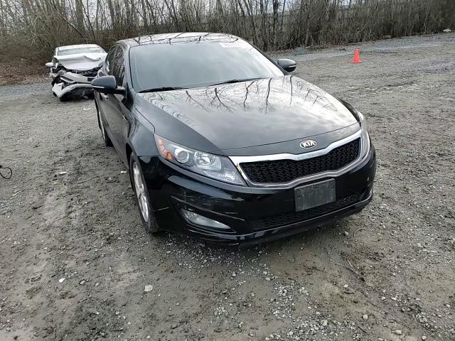 2013 Kia Optima - Image 10