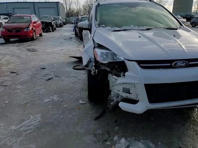 2016 Ford Escape - Image 14