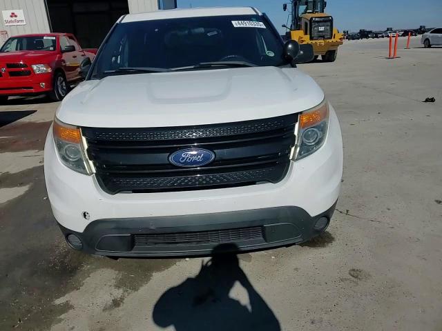 2015 Ford Explorer - Image 15