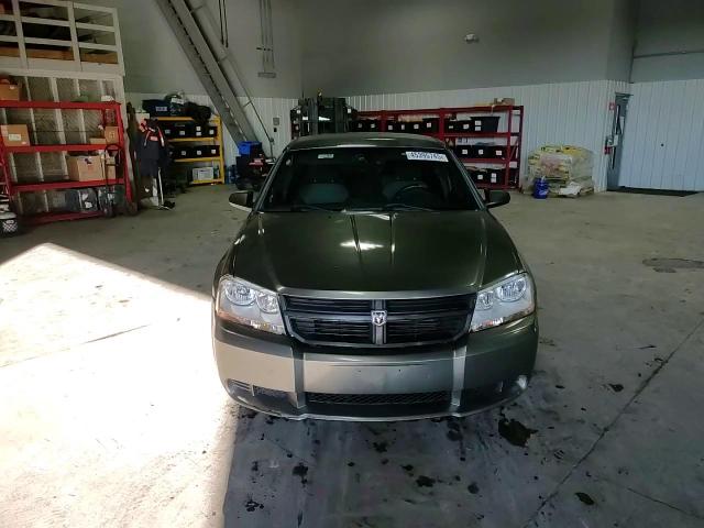 2012 Dodge Avenger - Image 10