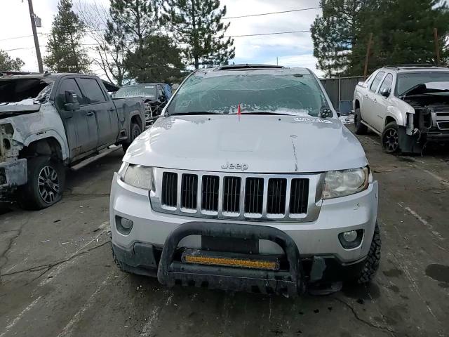 2012 Jeep Grand Cherokee - Image 11