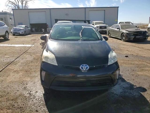 2014 Toyota Prius - Image 14