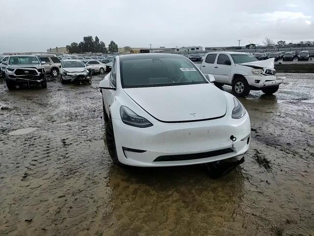 2021 Tesla Model Y VIN: 5YJYGDEF4MF267474 Lot: 44710955